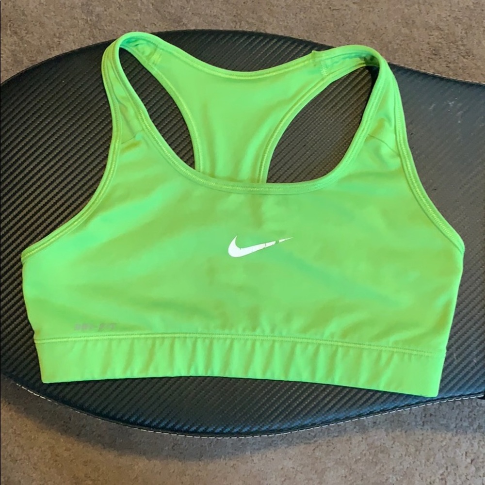 Sports bra
